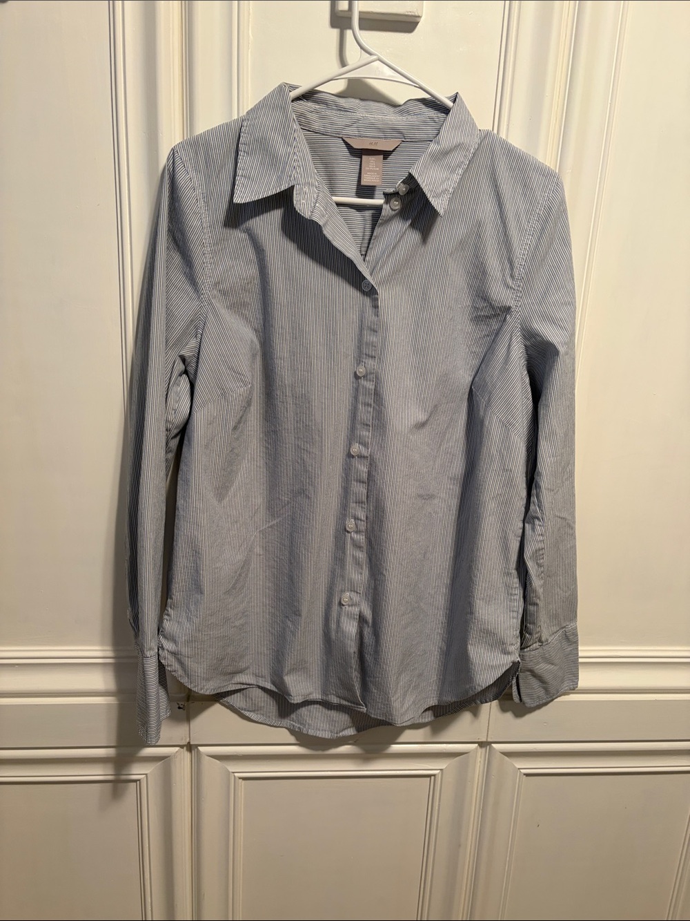 H&M Light Blue Pinstripe Women's Button-Down Shirt